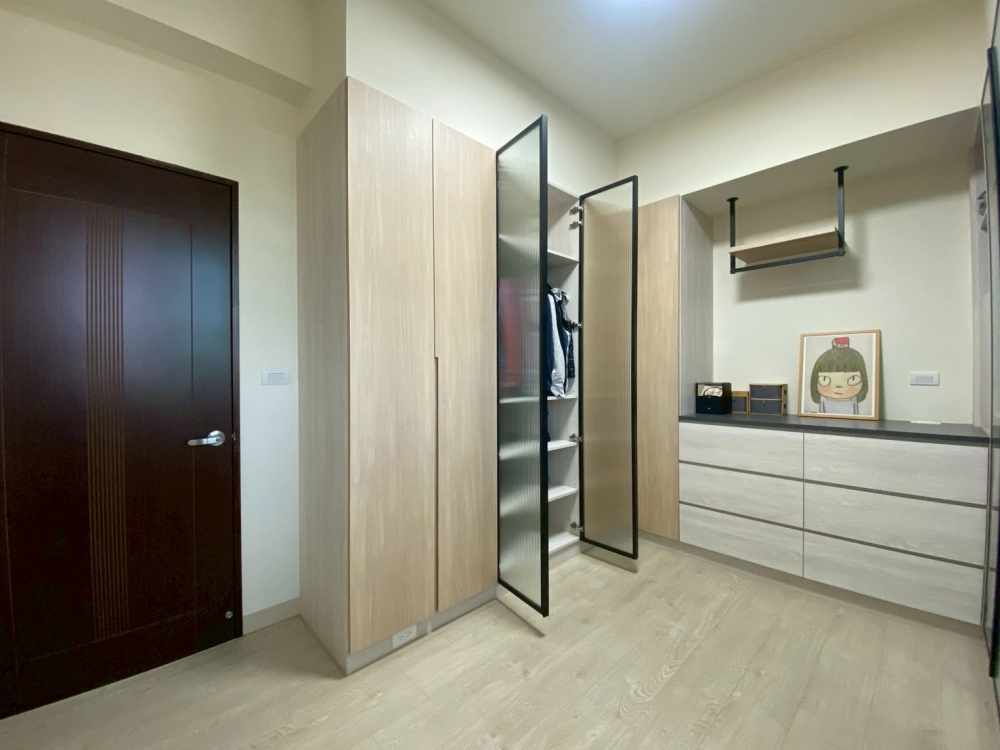 高雄市梓官區梁公館