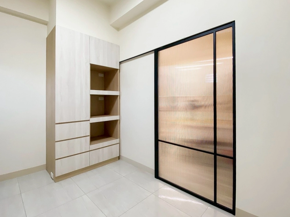 高雄市梓官區梁公館