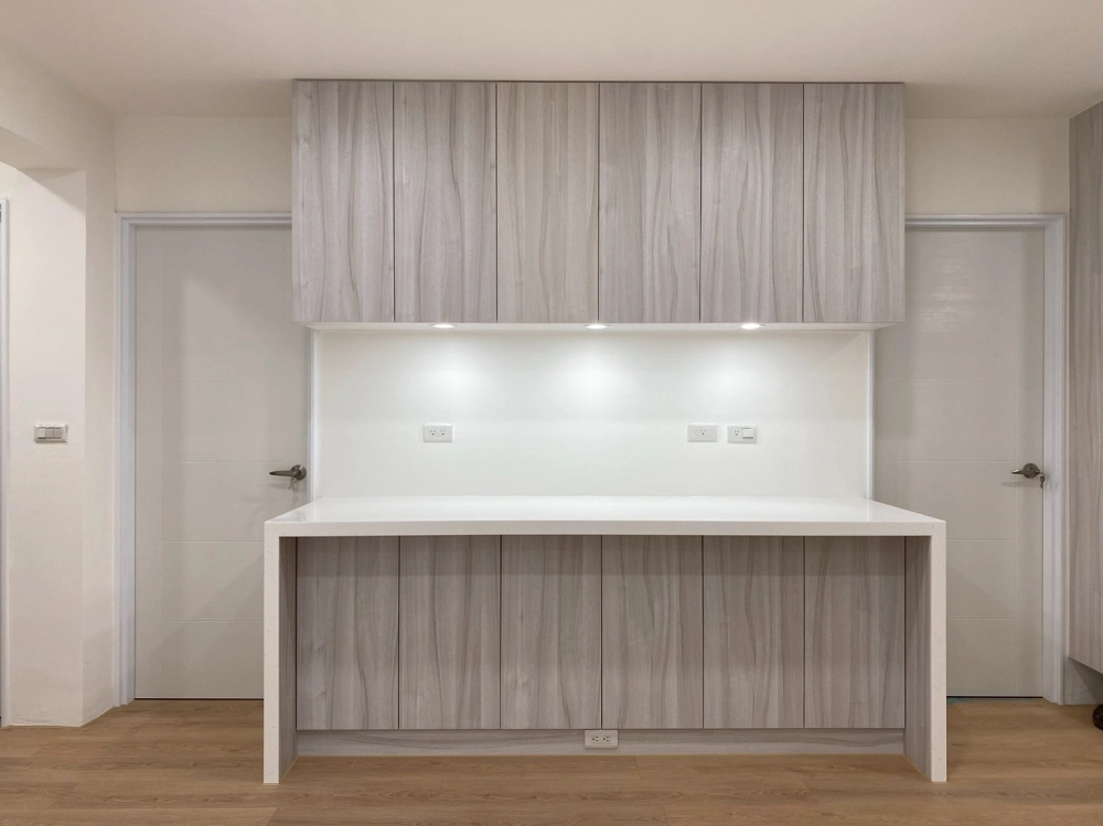 台南市東區康小姐