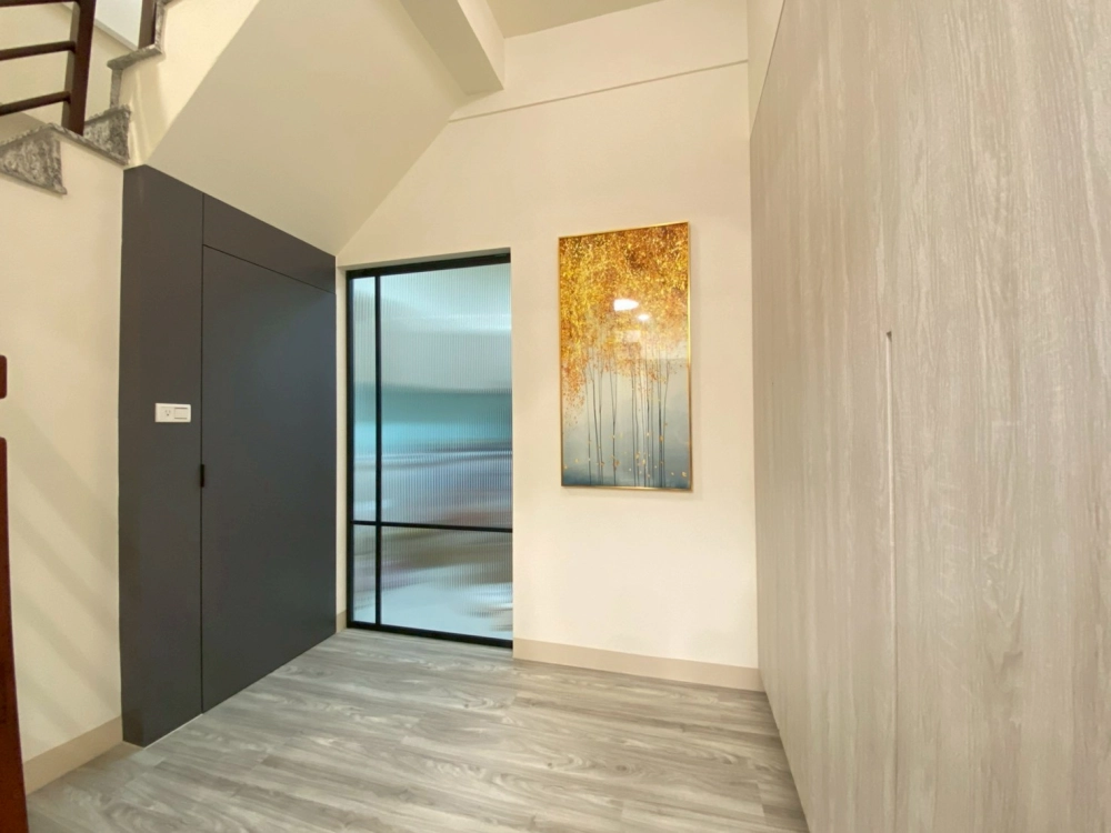 高雄市梓官區梁公館