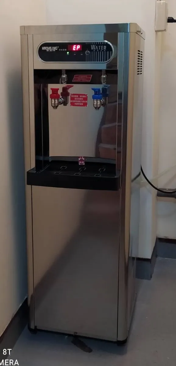 HM-1688 數位熱交換雙溫飲水機(溫/熱)