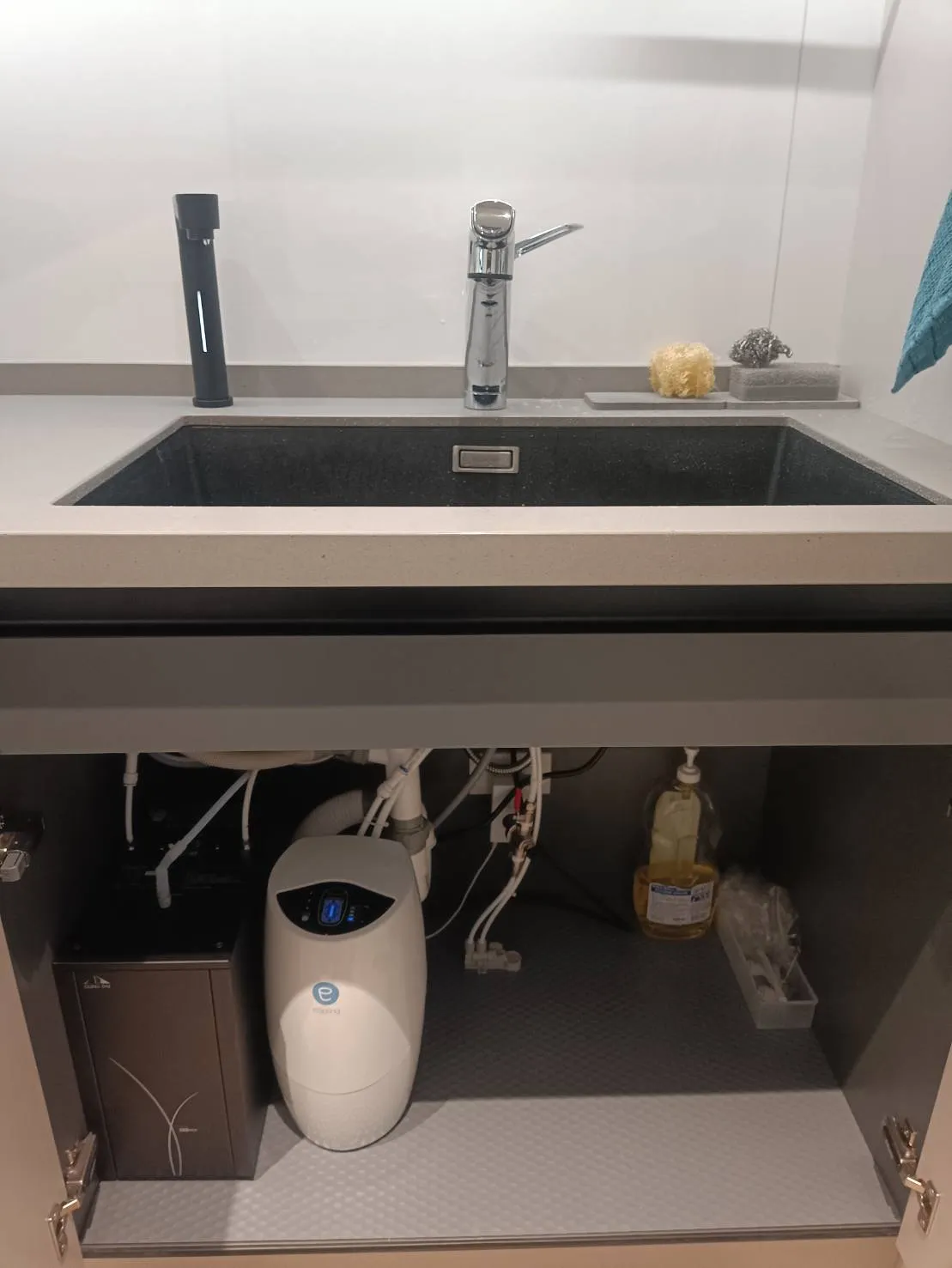 GD600 櫥下觸控式雙溫飲水機/熱飲機