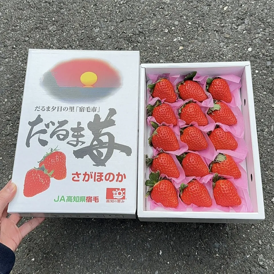 日本高知縣愛心草莓