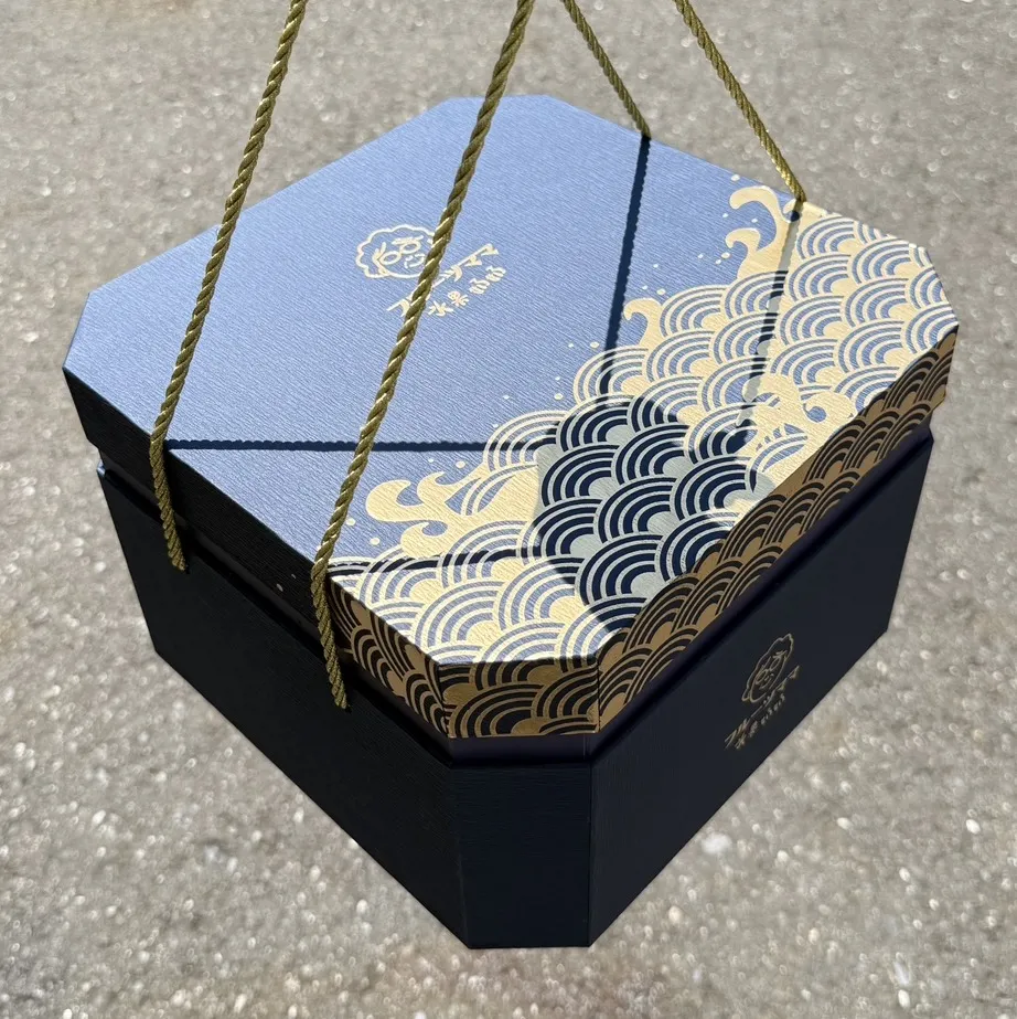 皓月千里禮盒(禮盒會更換款式)