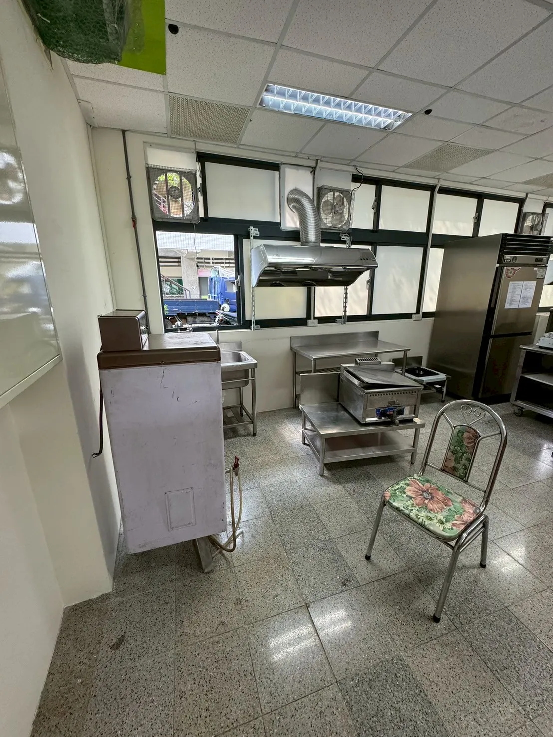 聯合大學學生餐廳｜台中餐飲設備規劃、台中廚房規劃