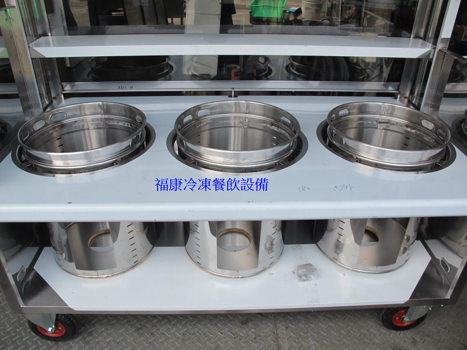 三孔煮麵機/煮麵台玻璃吧檯+屋頂+防風網架高 +左右隔板訂製品/三洞