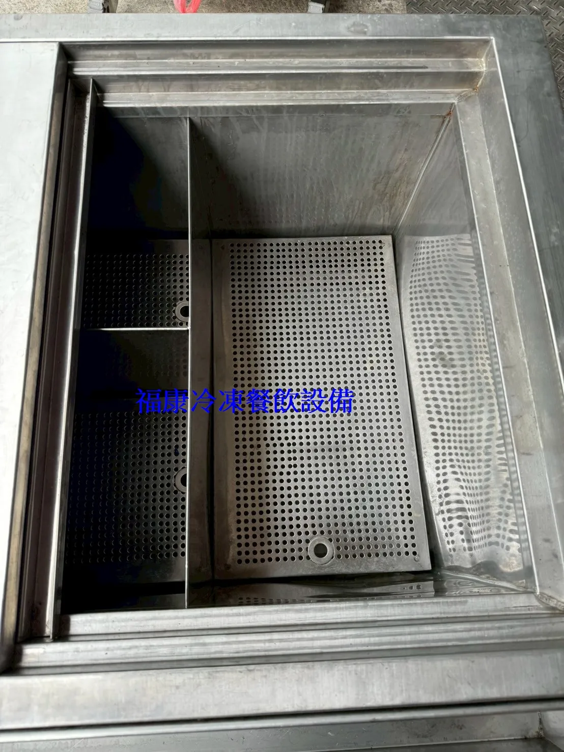 不銹鋼#304厚料手工訂製品儲冰槽/放調酒置物架