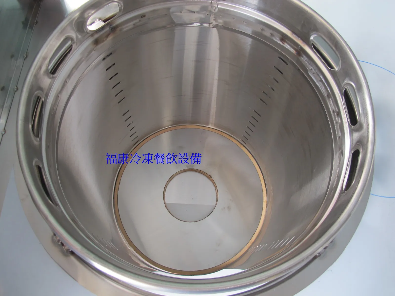 三孔煮麵機/煮麵台玻璃吧檯+屋頂+防風網架高 +左右隔板訂製品/三洞