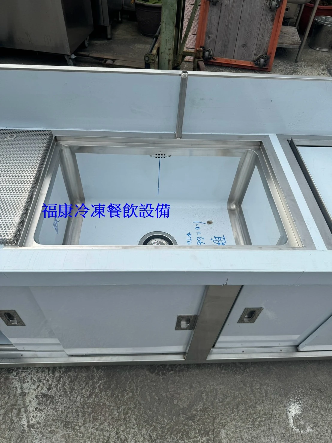 不銹鋼訂製款飲料吧台