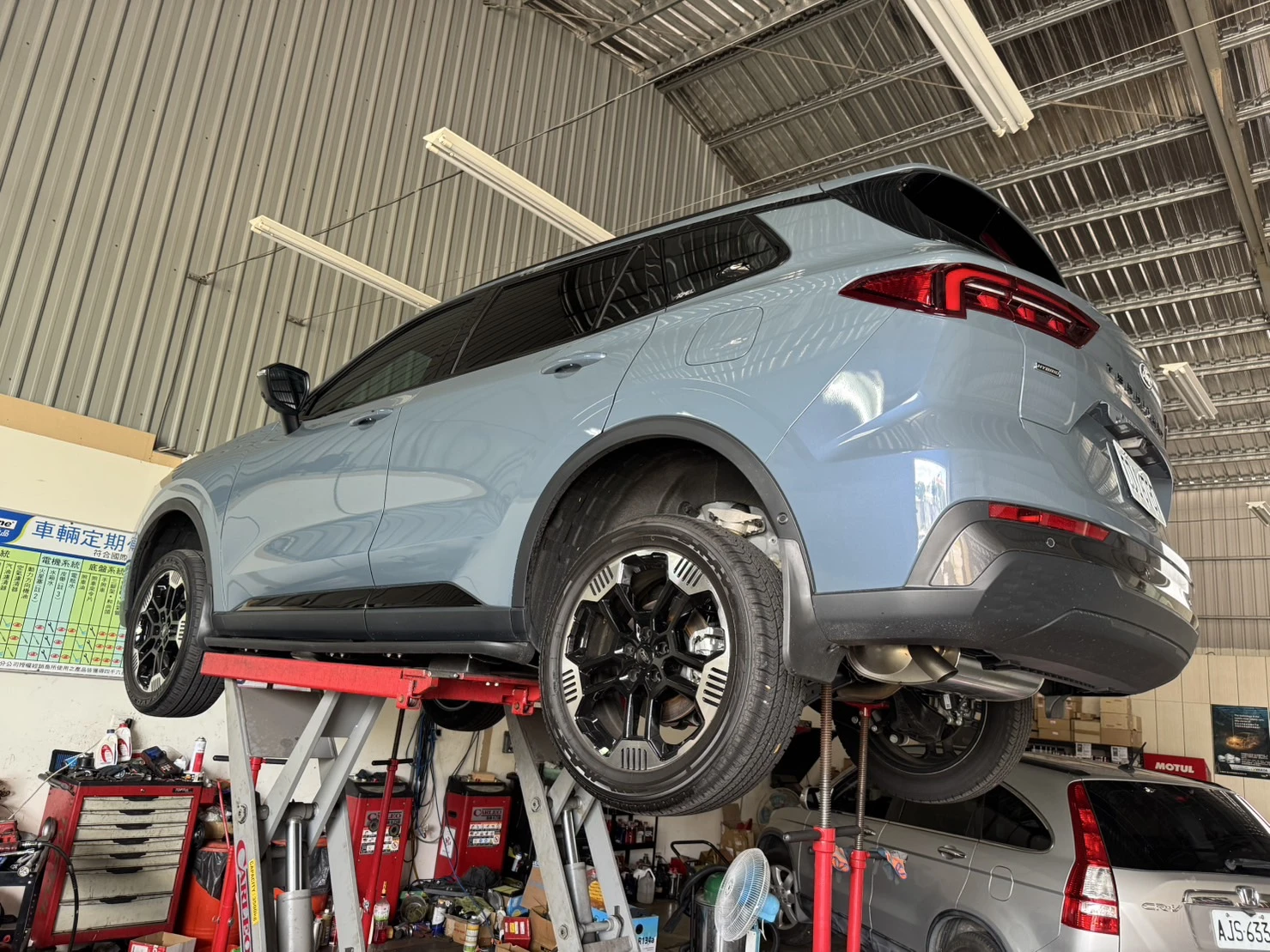 台中汽車底盤優化值得做嗎？副車架偏心襯套施工案例解析