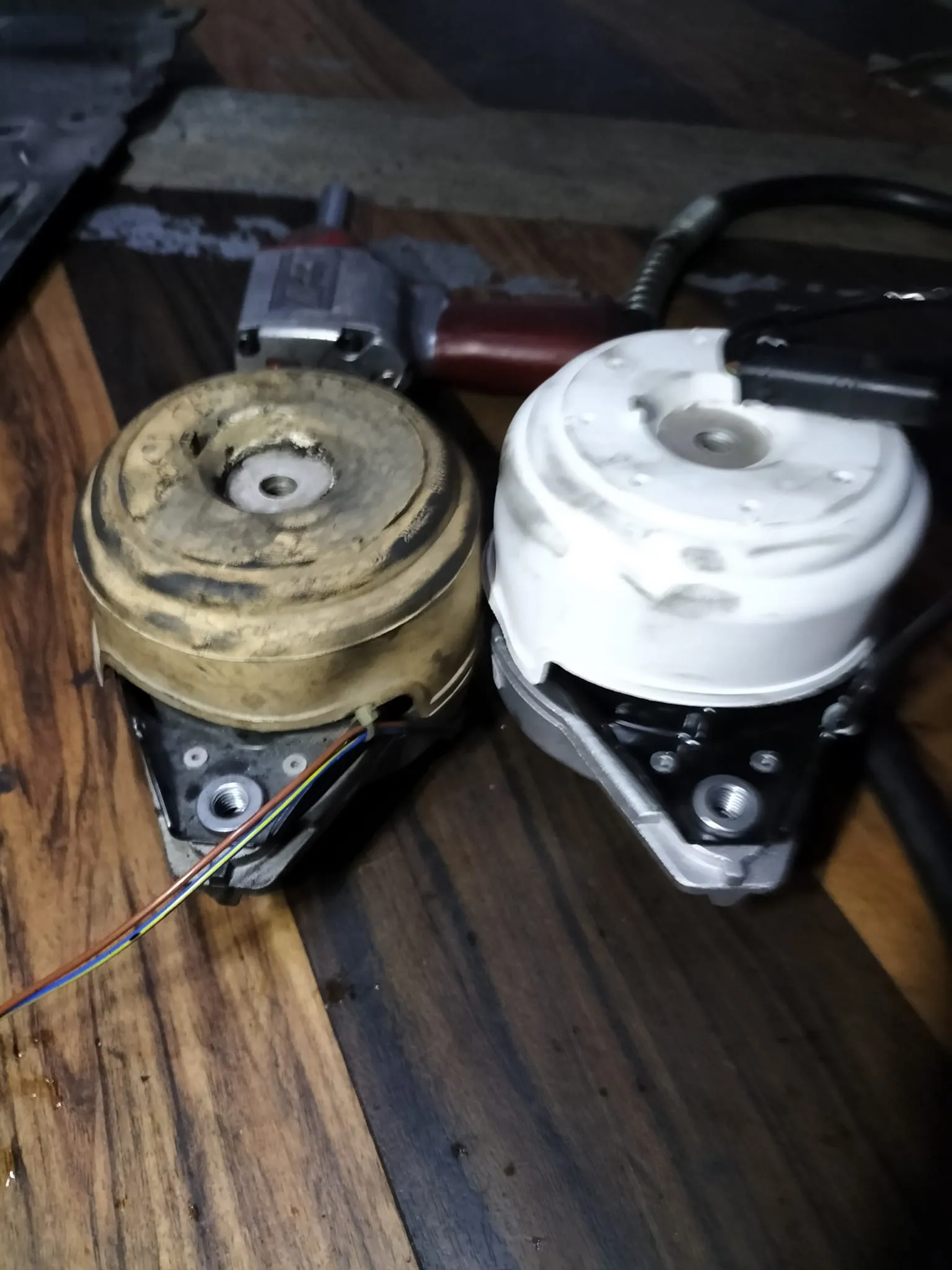 感謝曾董信任來廠保養愛車，維修電尾門老化更換，處理抖動底盤行駛異音！