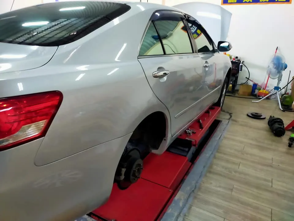 感謝好友張小姐信任來廠更換全車避震器，前後煞車盤，前後煞車片，更換汽門蓋墊片！