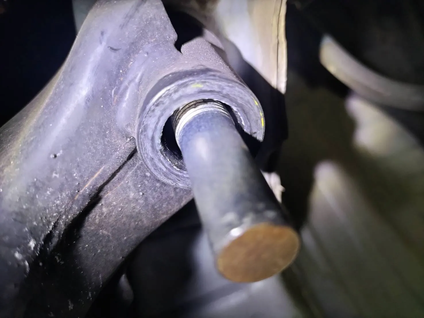 感謝客戶安裝副車架訂製襯套，解決行駛晃動車輛穩定性！