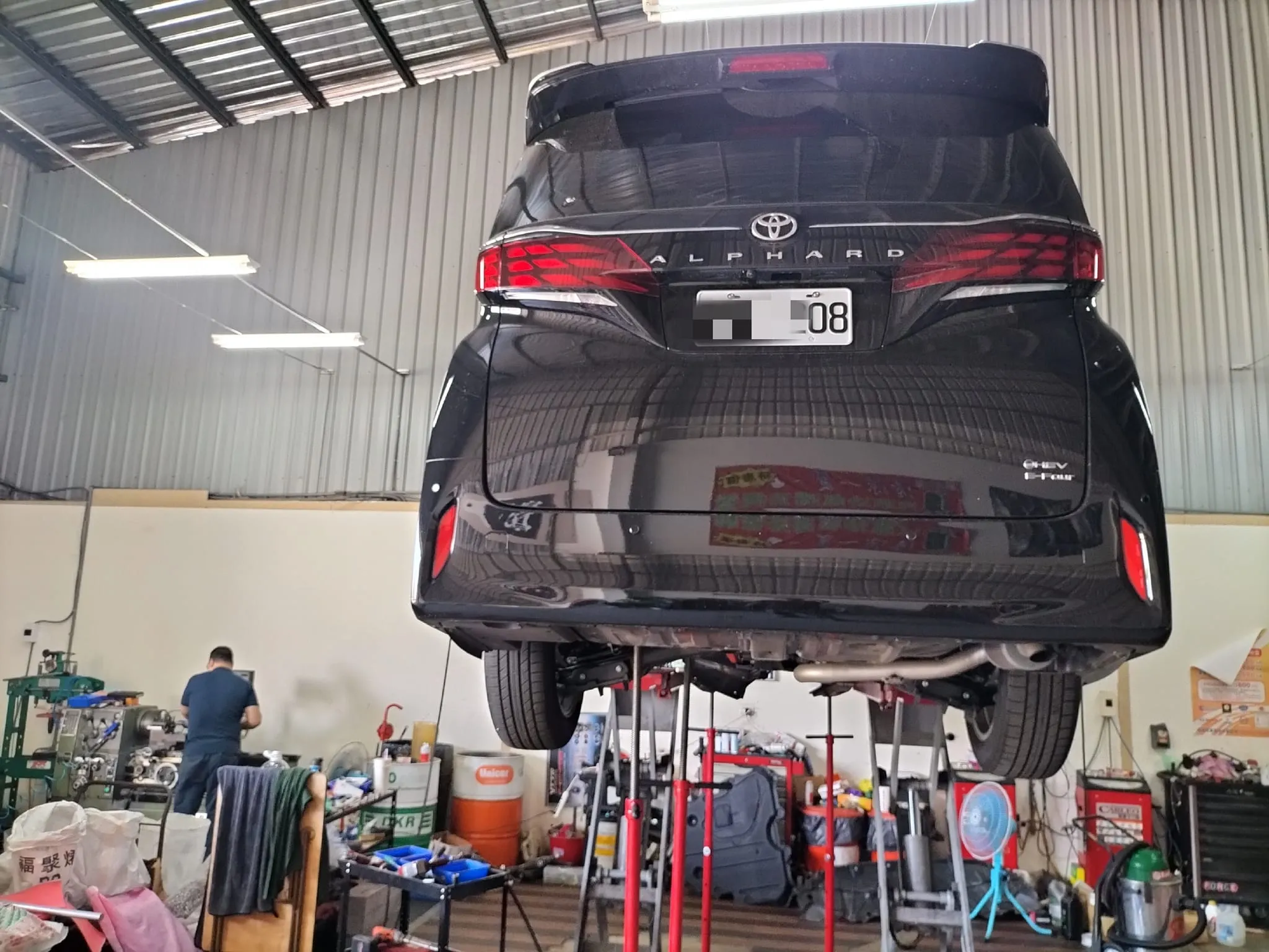 感謝台北貴賓，二林貴賓，彰化貴賓指定 #富昇副車架製造所 安裝襯套！
