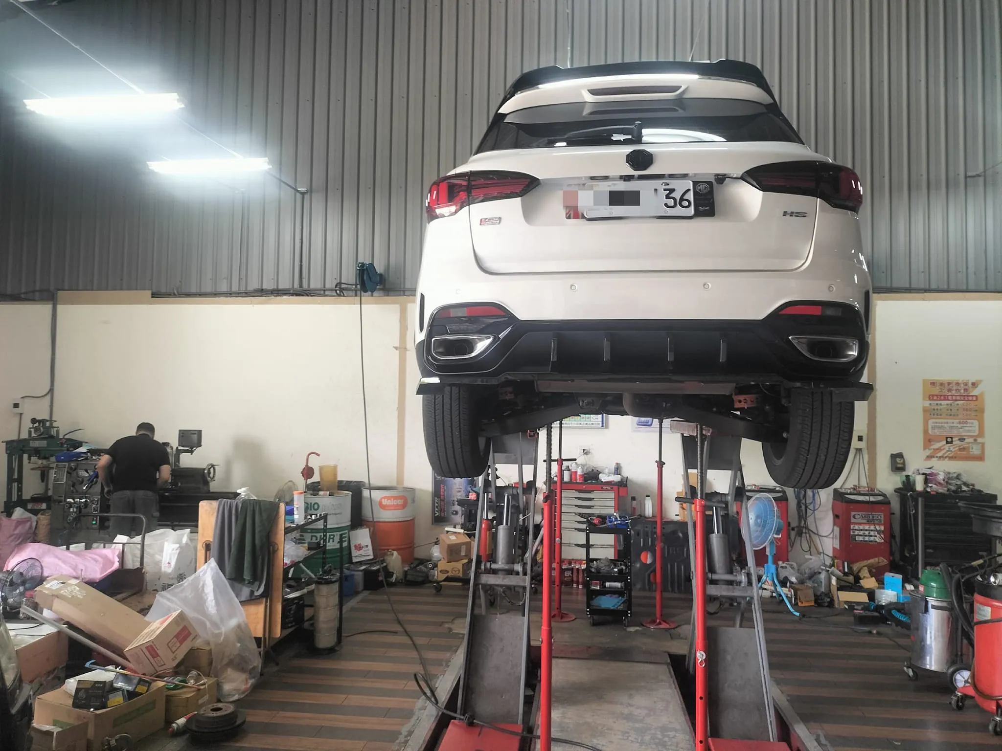感謝客戶指定富昇副車架製造所 安裝襯套