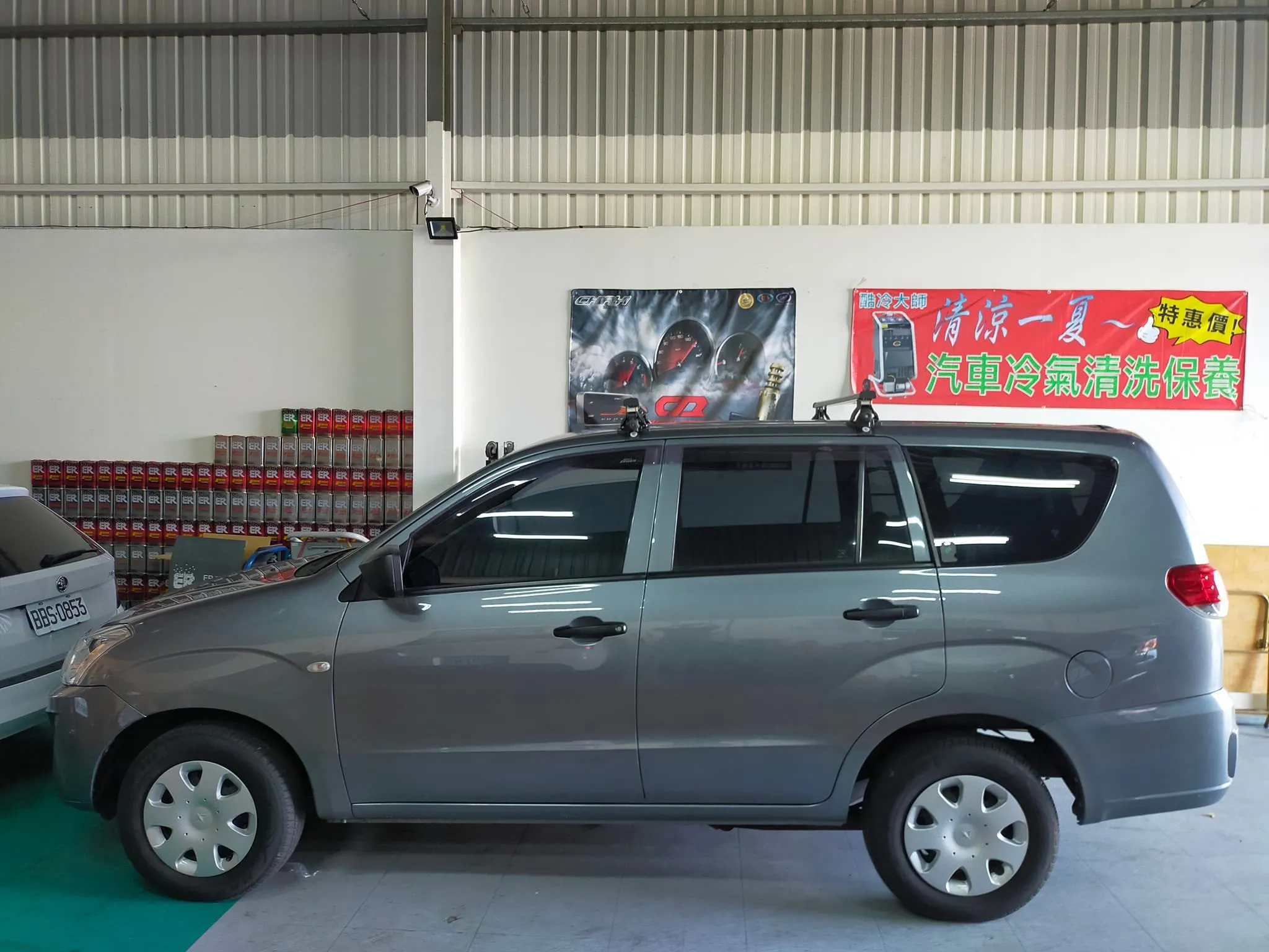 感謝李蕫信任來廠大保養愛車，清洗積碳，冷氣，更換正時皮帶，加裝車頂架，防盜器！