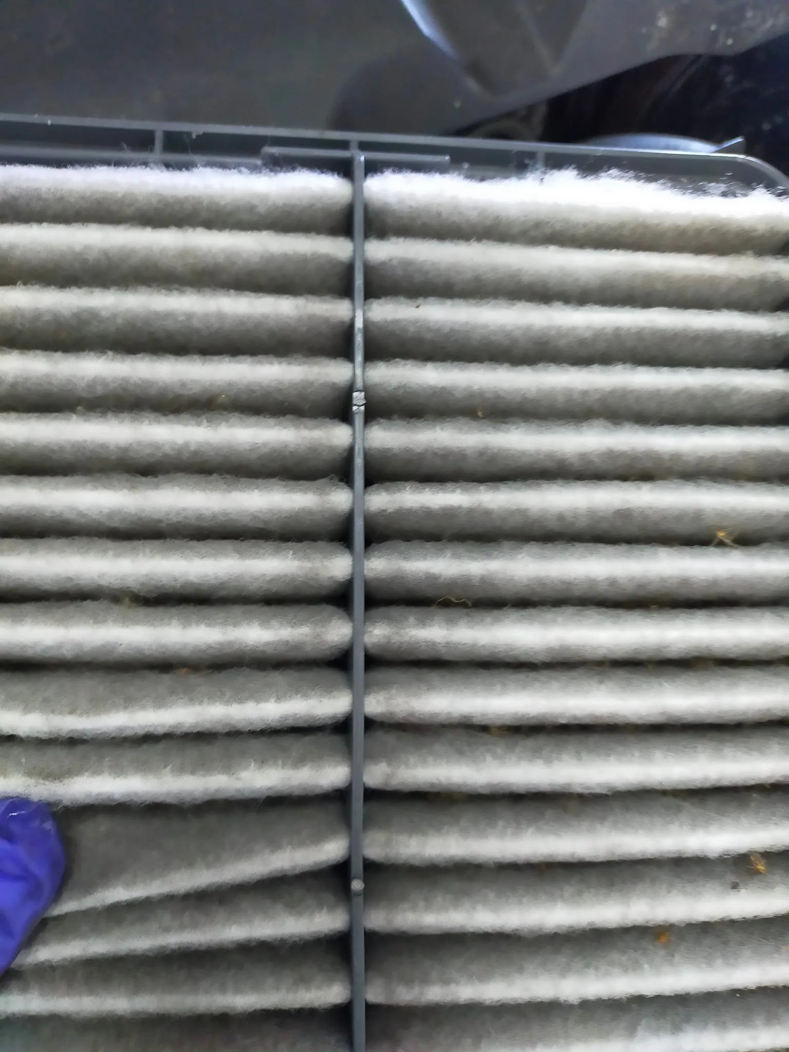 感謝好鄰居劉董信任介紹來廠酯定ER530機油保養愛車，更換電瓶！