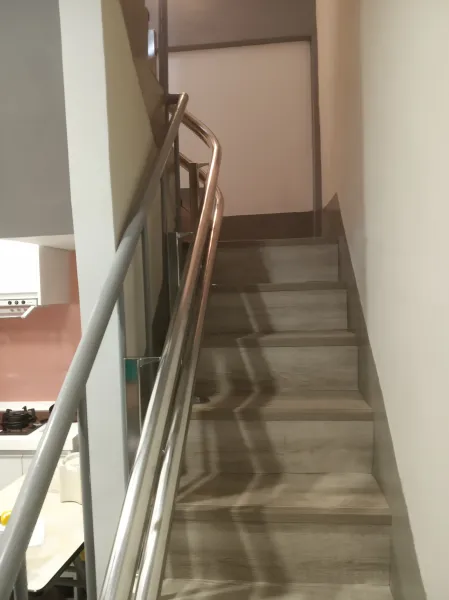 大里座椅電梯