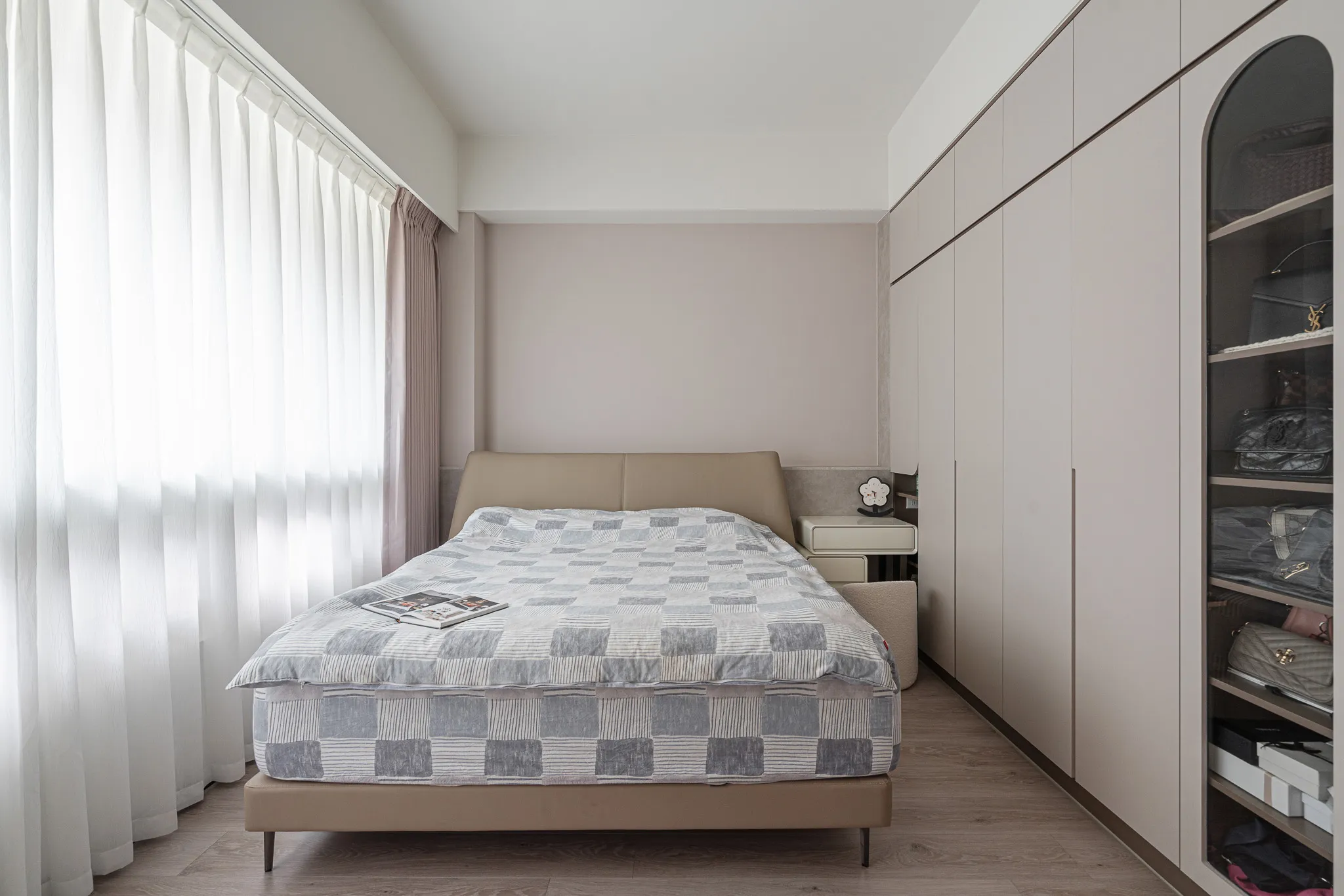 Kronodesign  7166 拿鐵色/5981 羊絨灰色/K692 灰雲岩色｜台南安南區