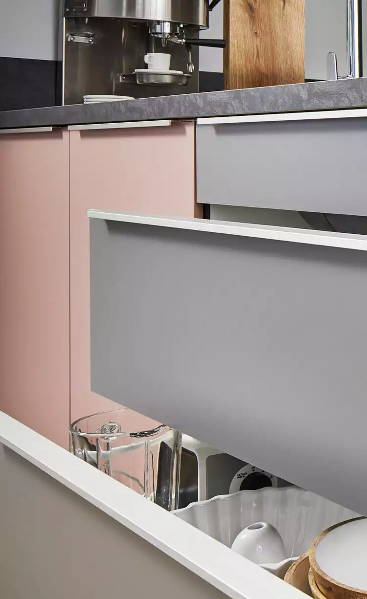 【灰調藝境】| 適用:薩爾蘭