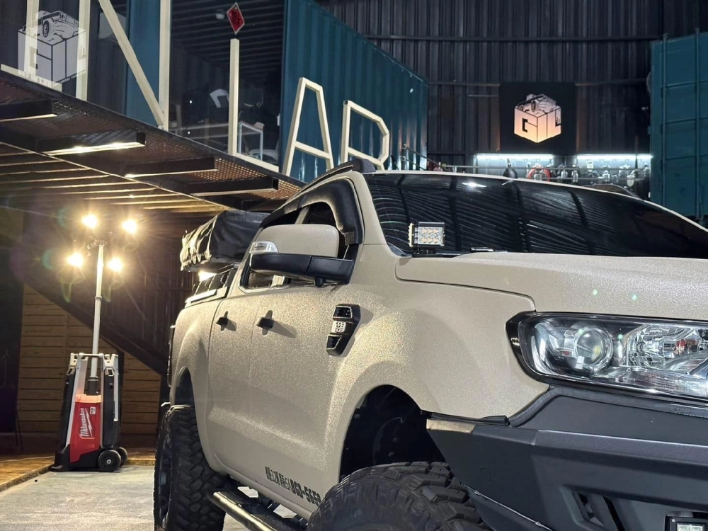 車體防刮漆Raptor Liner