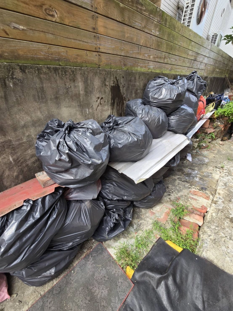 廢棄物清運/台南廢棄物清運/廢棄物清潔/台南廢棄物清潔