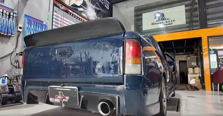 Nissan AD小貨卡 中尾段