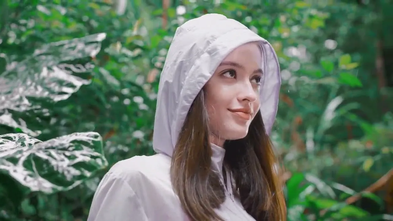 SIMURGH 超輕量防水外套－募資影片