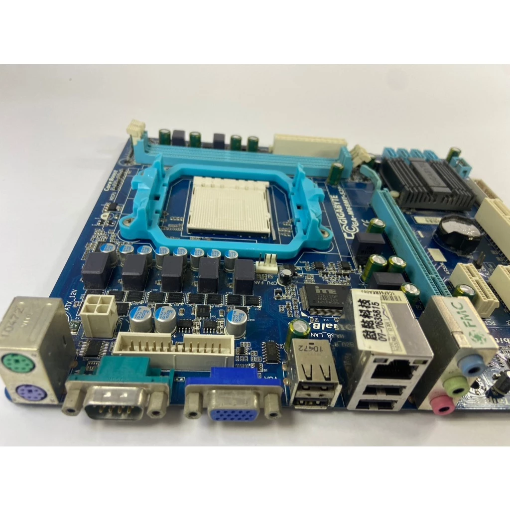 技嘉 M68MT-S2P AM3 主機板