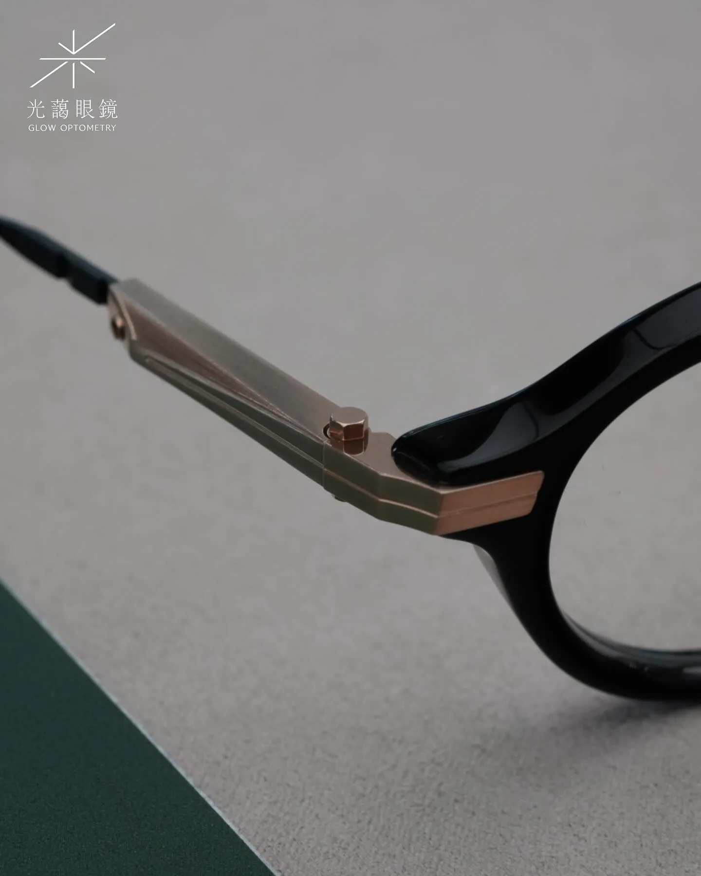 全新進駐・AKONI EYEWEAR