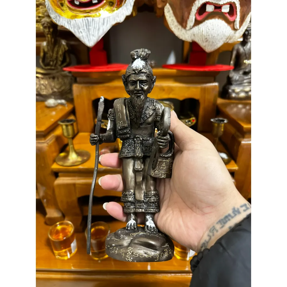 魯士納洛（108魯士之首）