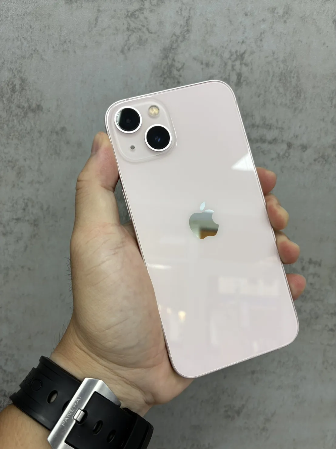 iPhone 13 128G 粉