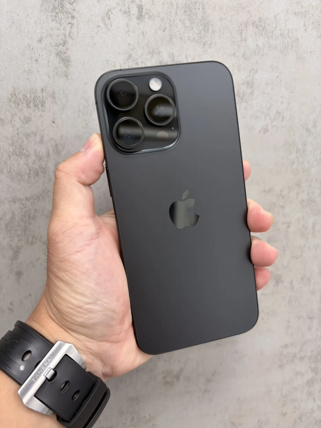 15 Pro Max 256G 黑 電池 91 %