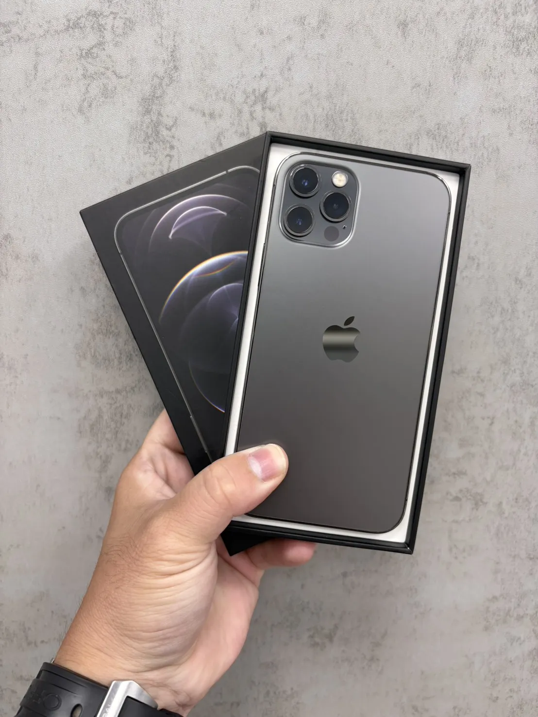 12 Pro 128G 黑 副廠電池 100 %