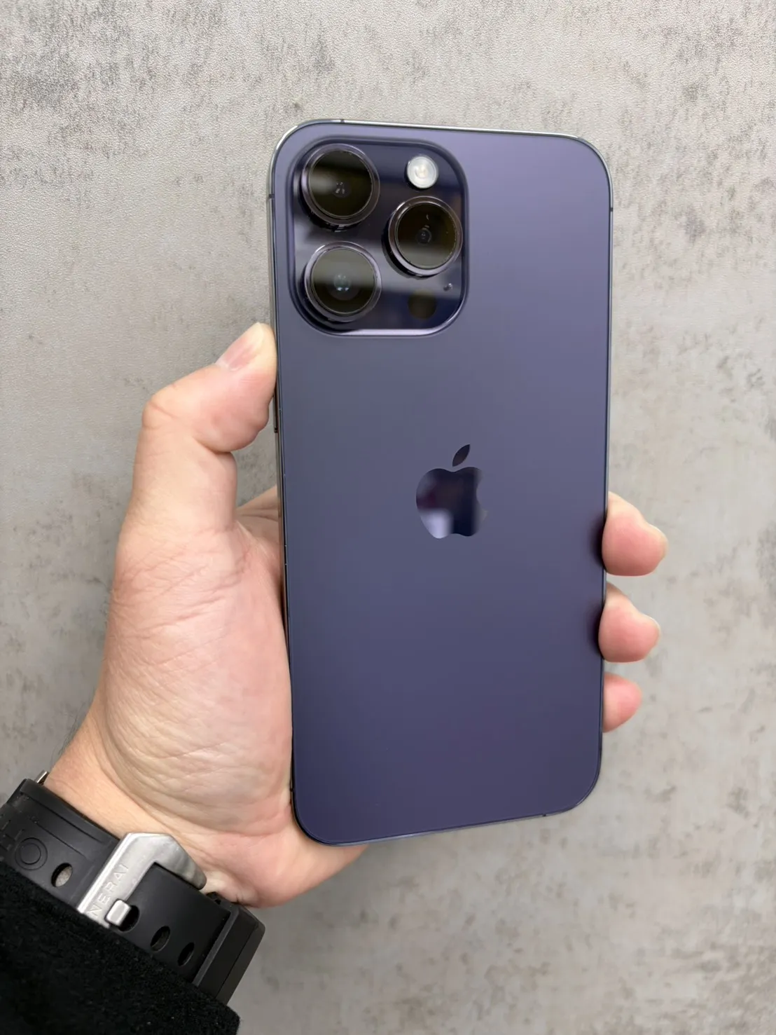 14 Pro Max 256G 紫 電池79% #75