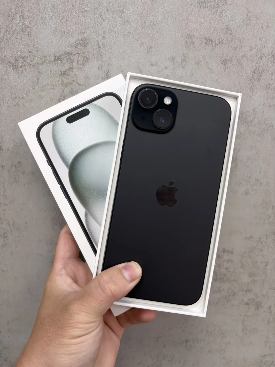 15 Plus 256G 黑 電池88% #17