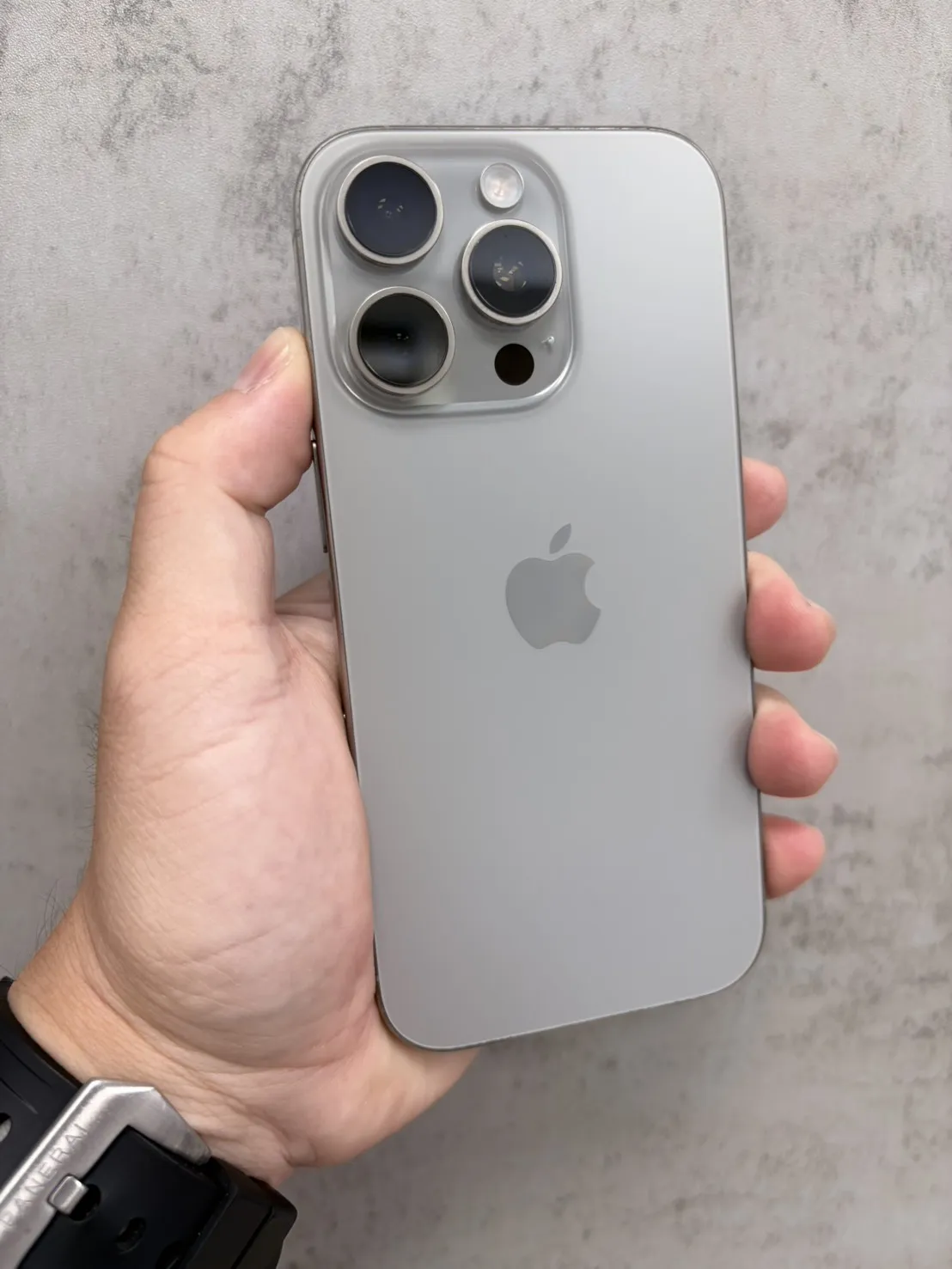 16 Pro 512G 鈦 電池84% #36