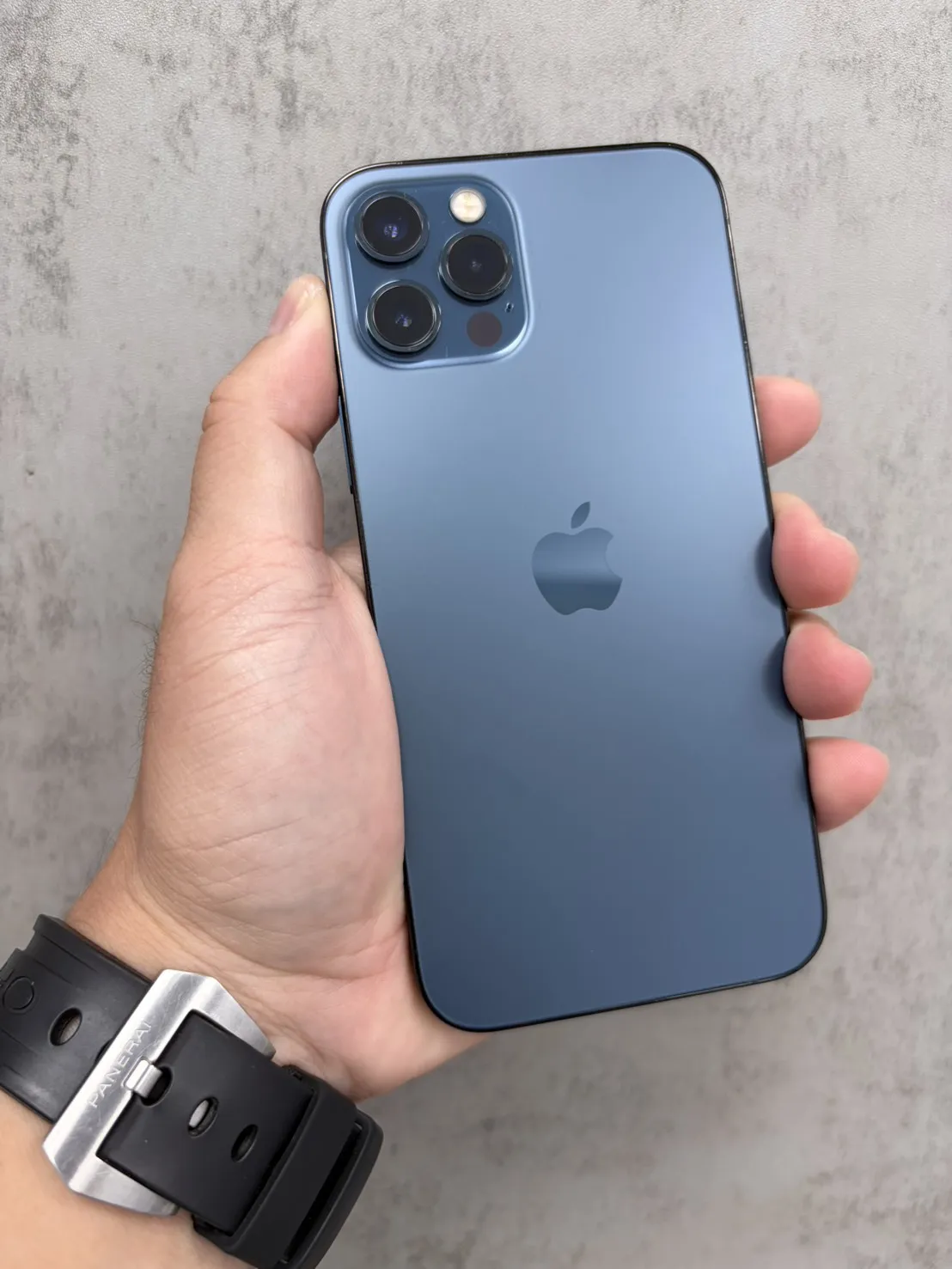 12 Pro 128G 藍 原廠電池 92 %