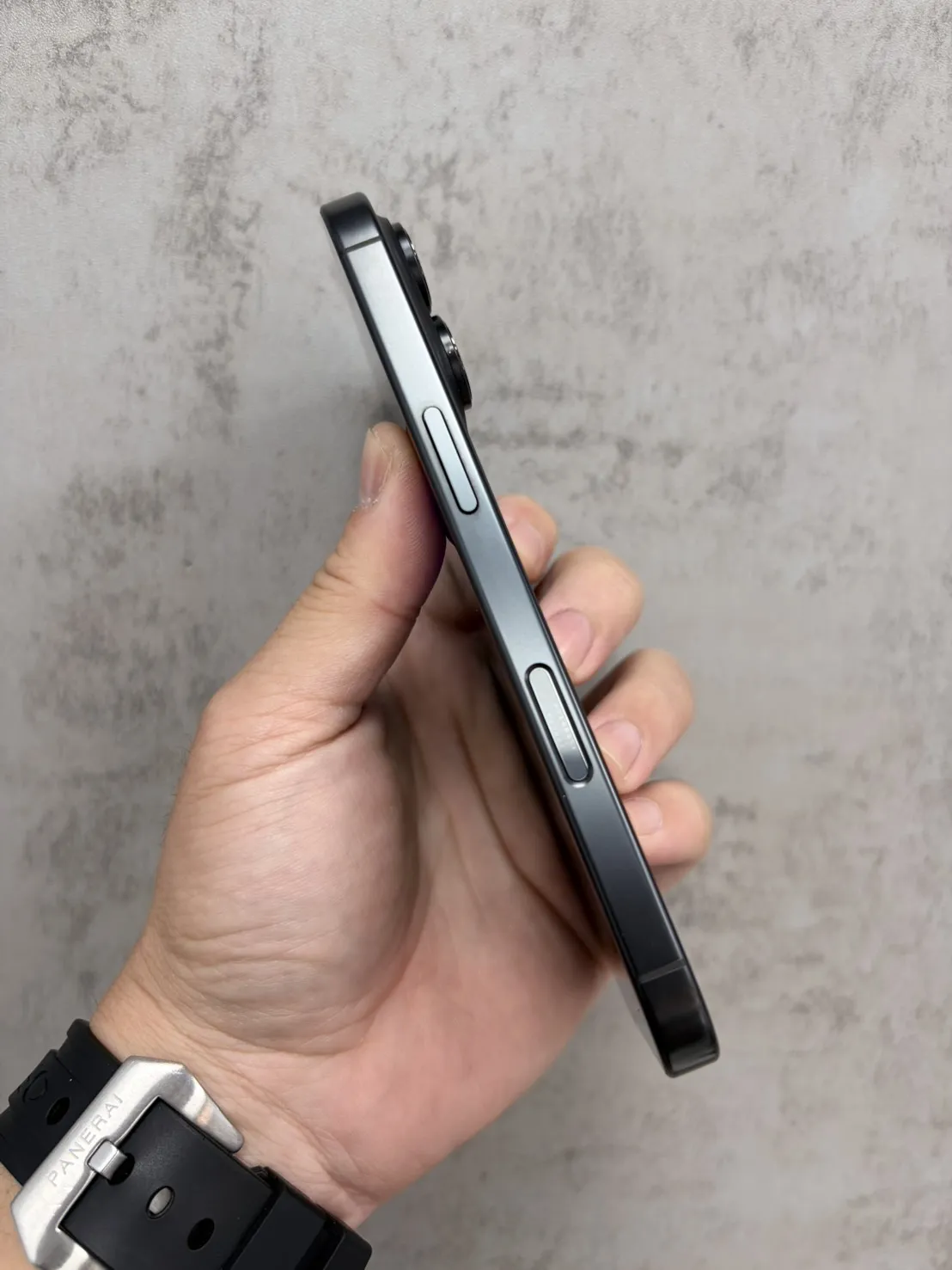 16 Pro 256G 黑 電池 93 % 保固內