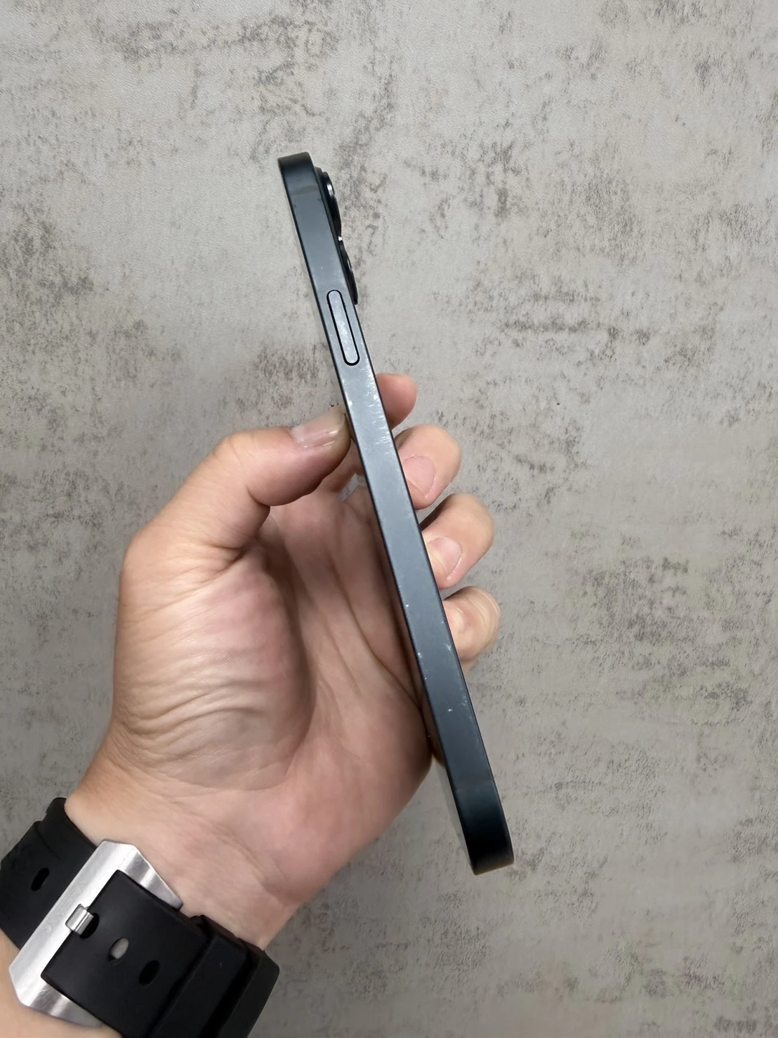14 Plus 128G 黑 電池77% #01