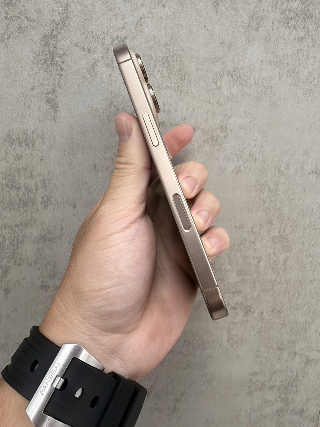 16 Pro 512G 金 電池90% #67