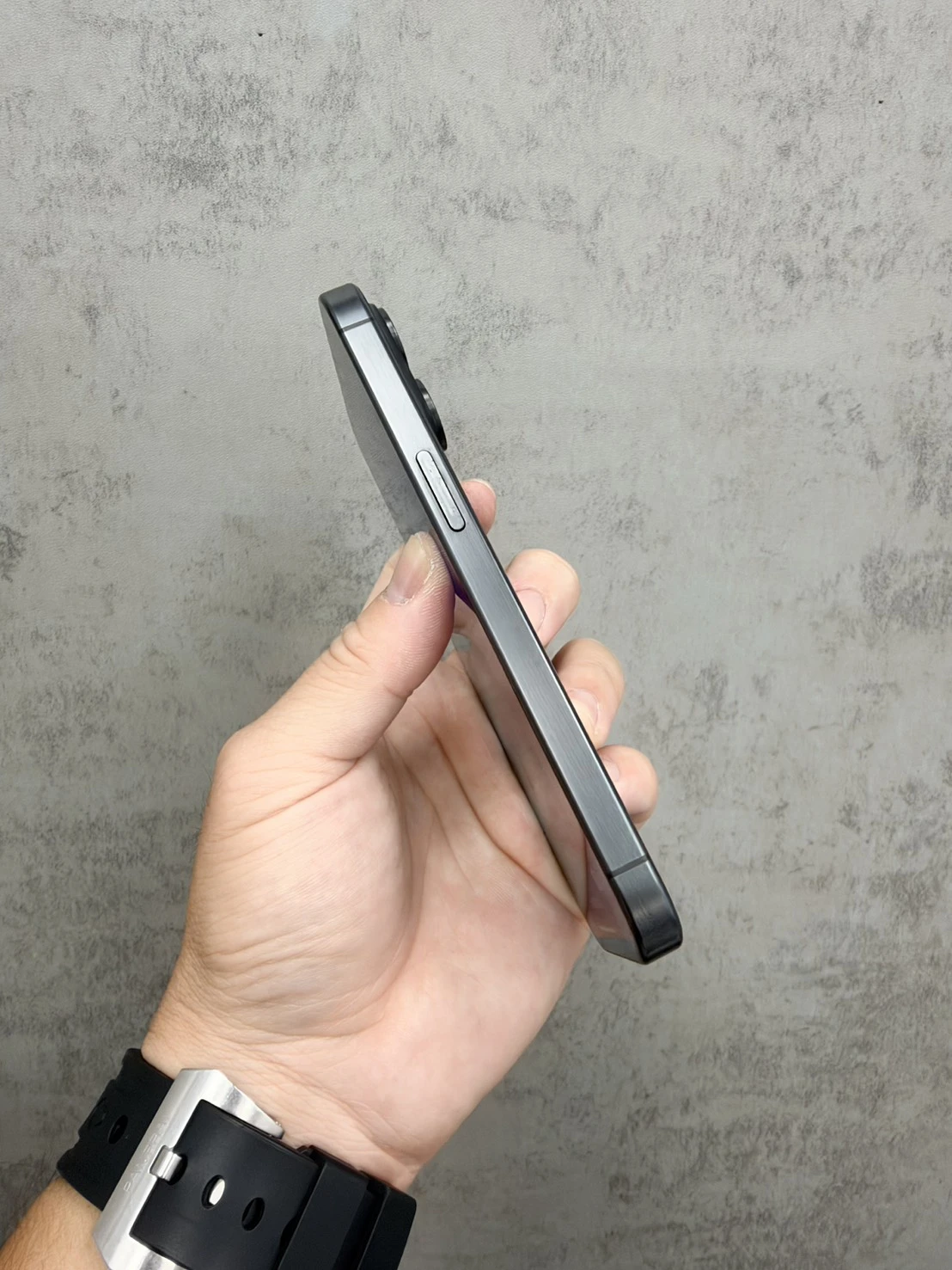 15 Pro 256G 黑 電池91% #97