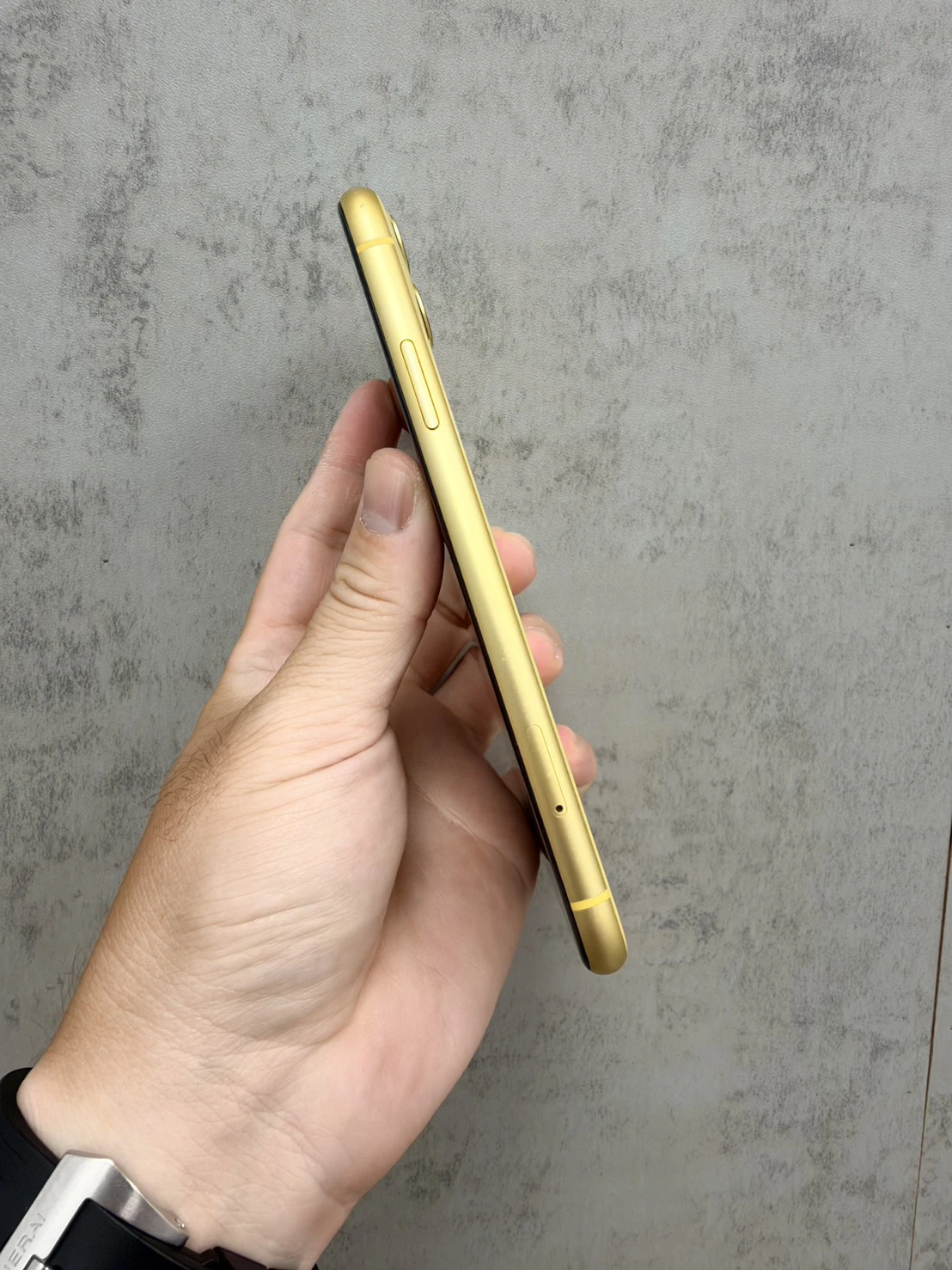 11 256G 黃 電池92% #81