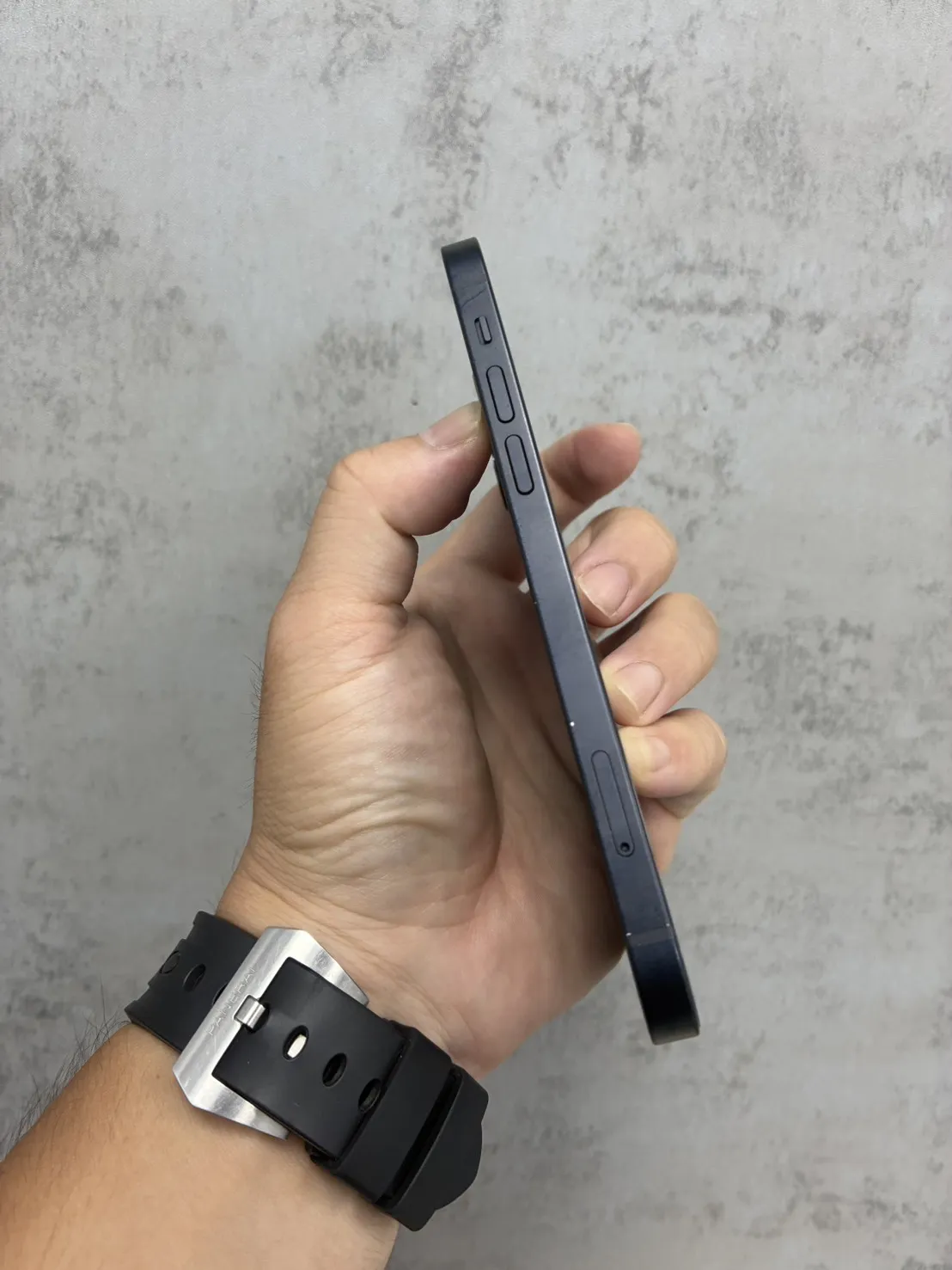 iPhone 12 128G 黑