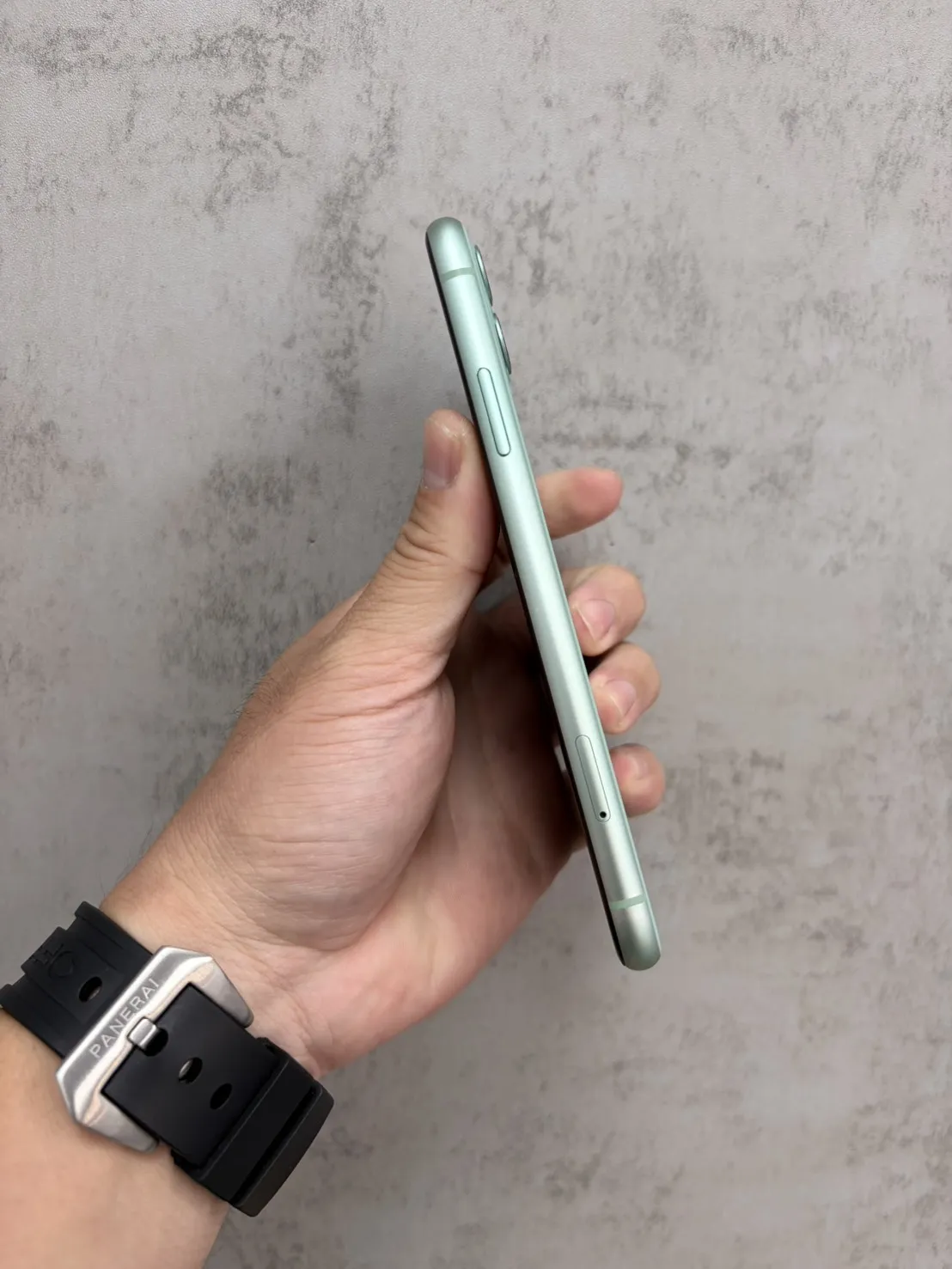 11 128G 綠 副廠電池 100 %