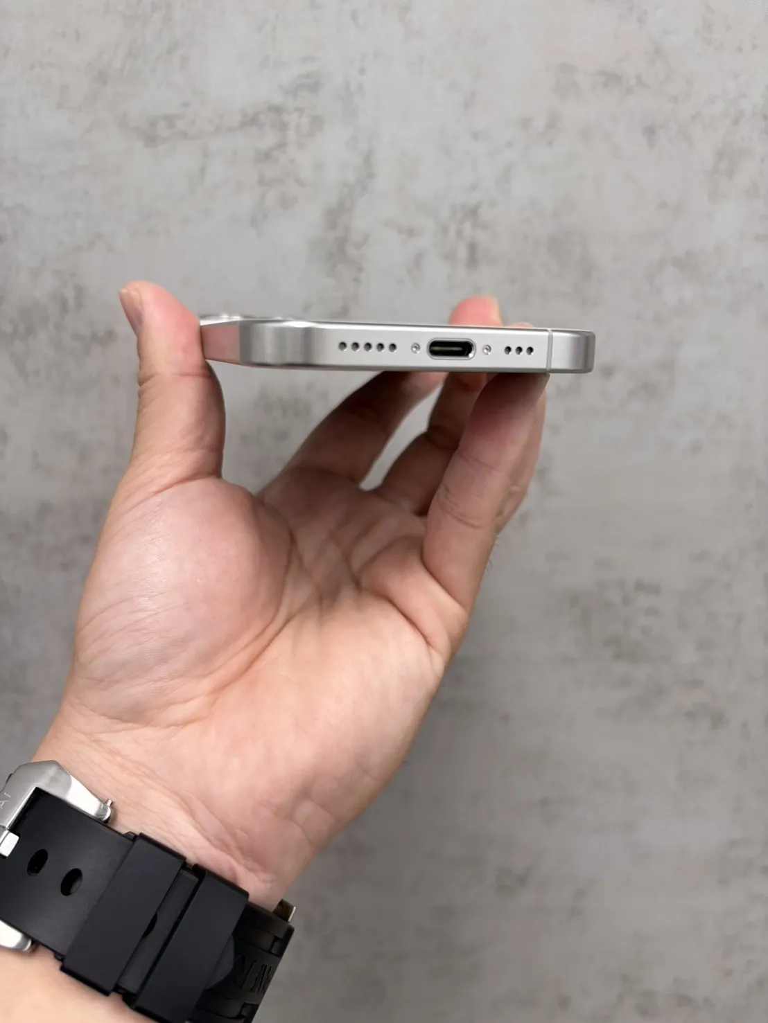 15 Pro 128G 白 電池 89 %