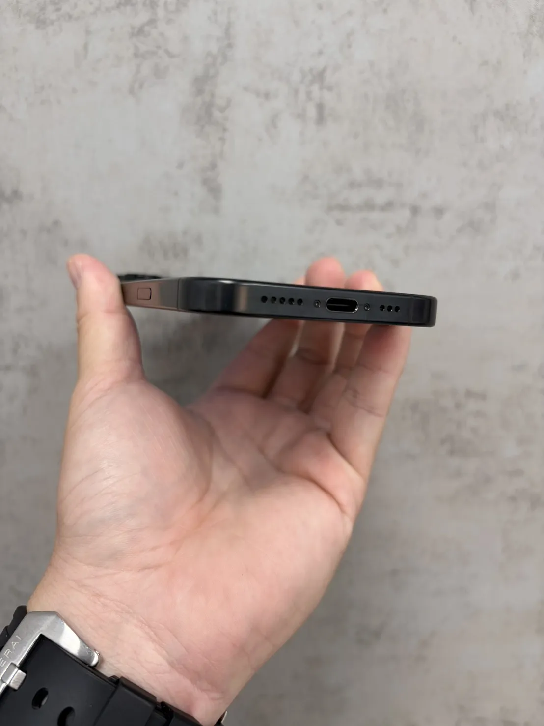 16 Pro 256G 黑 電池 93 % 保固內