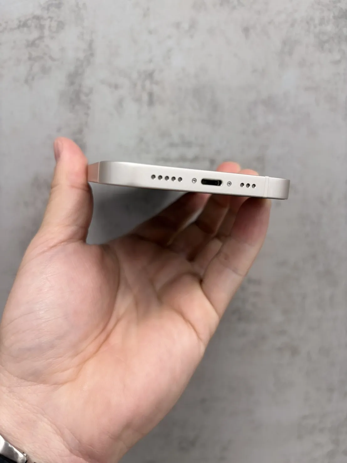 13 128G 白 電池84% #61