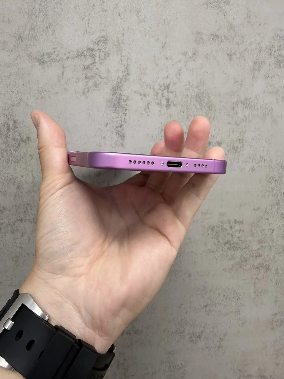 16 Plus 128G 粉 電池92% #46