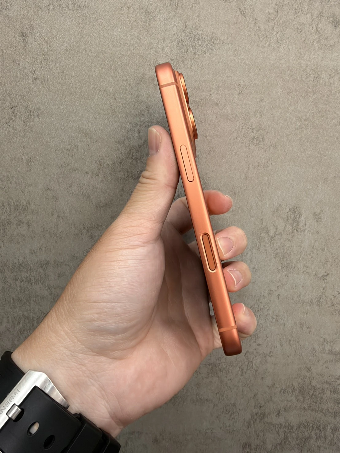 17 Pro 256G 橘 電池 94 % #84